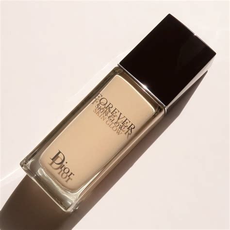 010 dior foundation skin forever|Dior Forever Skin glow boots.